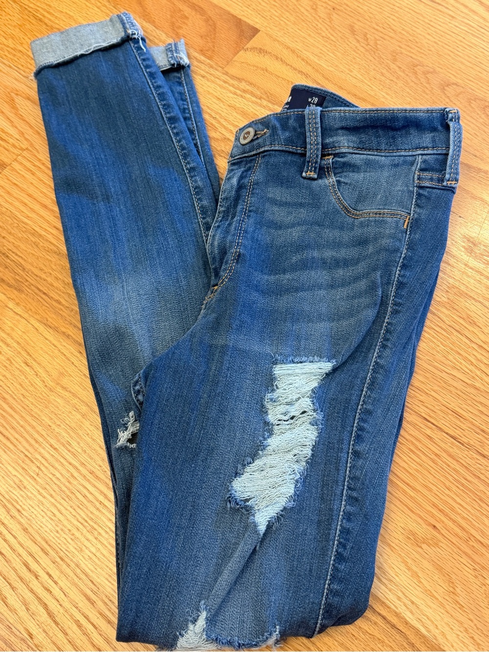 Hollister Blue Distressed Cuffed high rise Jegging